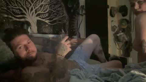 dcwells1992 online show from March 29, 2026, 2:22 am