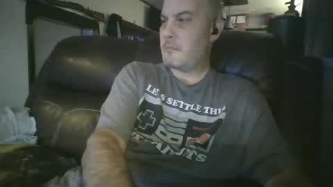 want girl to play with me online show from December 15, 2025, 5:39 pm