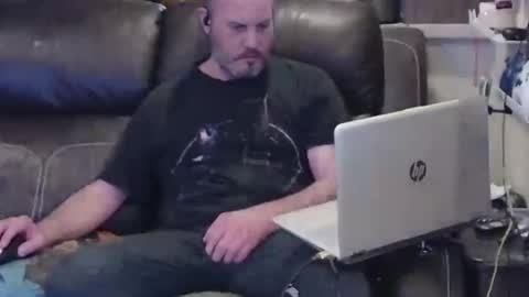 Snapshot of ddboobman chatting on April 4, 2026, 7:55 pm want girl to play with me online show from April 4, 2026, 7:55 pm