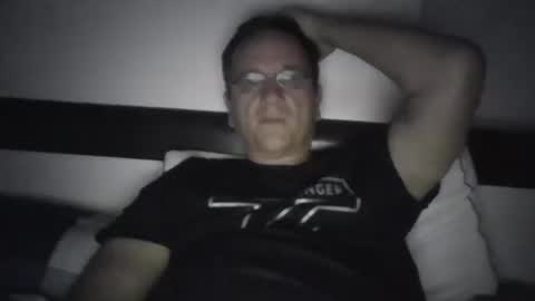 Play with me while I watch you german handsome squirtlover love small girls small tits big clit cut c2c shaved online show from May 25, 2026, 11:44 pm
