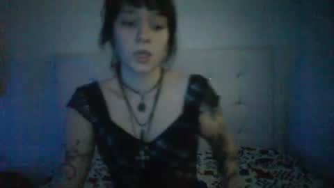 dead_moonxx online show from July 15, 2026, 3:23 am