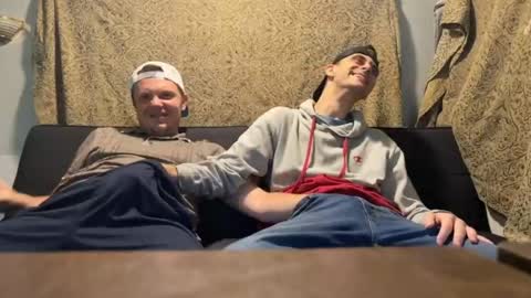 deafguyproud69 online show from April 7, 2026, 11:59 pm
