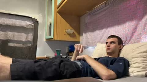 deafguyproud69 online show from April 10, 2026, 3:39 pm