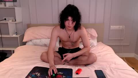 Snapshot of dean_raven chatting on May 11, 2026, 7:33 pm dean_raven online show from May 11, 2026, 7:33 pm