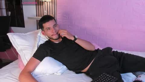 Snapshot of dear_lover1 chatting on December 16, 2025, 2:11 pm dear_lover1 online show from December 16, 2025, 2:11 pm