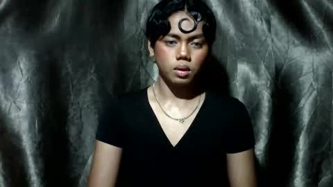 Snapshot of debbie_queen chatting on December 17, 2025, 2:01 pm debbie_queen online show from December 17, 2025, 2:01 pm