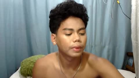 Snapshot of debbie_queen chatting on February 8, 2026, 4:16 am debbie_queen online show from February 8, 2026, 4:16 am