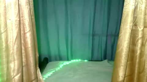 Snapshot of debbie_queen chatting on May 10, 2026, 3:39 pm debbie_queen online show from May 10, 2026, 3:39 pm