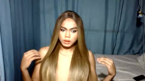 Snapshot of debbie_queen chatting on May 25, 2026, 8:20 am debbie_queen online show from May 25, 2026, 8:20 am