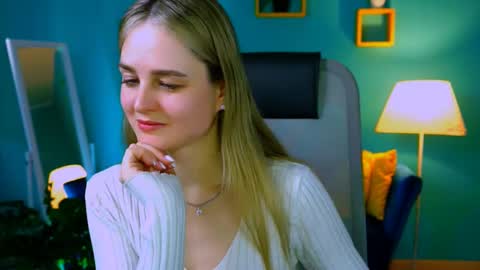 Debora online show from March 9, 2025, 11:47 am