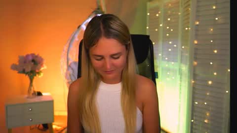 Debora online show from May 10, 2026, 3:12 am