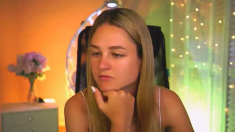 Debora online show from May 17, 2026, 3:15 am