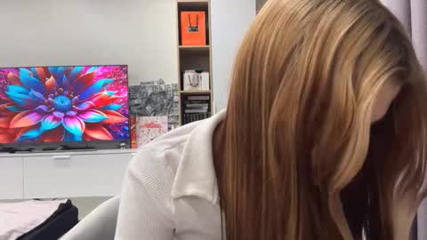 Snapshot of deborastueber chatting on January 14, 2026, 6:24 pm Nicole online show from January 14, 2026, 6:24 pm