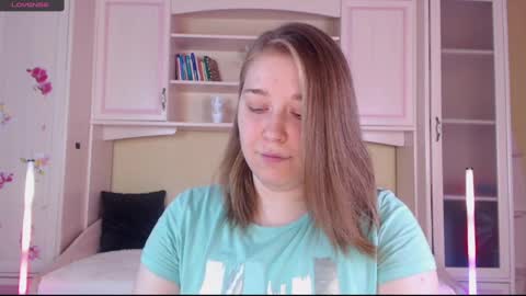 Snapshot of debramust chatting on January 20, 2025, 12:07 pm debramust online show from January 20, 2025, 12:07 pm