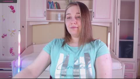 Snapshot of debramust chatting on January 20, 2025, 6:43 pm debramust online show from January 20, 2025, 6:43 pm