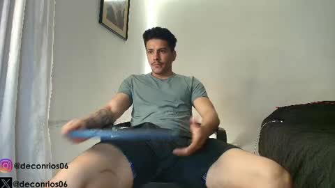 Snapshot of deconrios chatting on July 18, 2026, 11:41 pm Santiago online show from July 18, 2026, 11:41 pm
