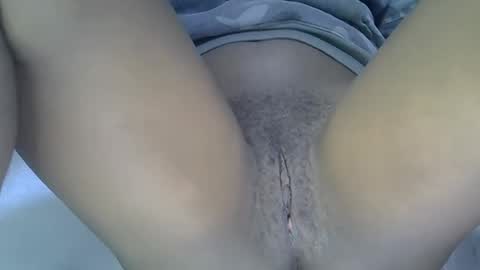 Snapshot of deechic_2 chatting on January 14, 2026, 5:57 am deechic_2 online show from January 14, 2026, 5:57 am