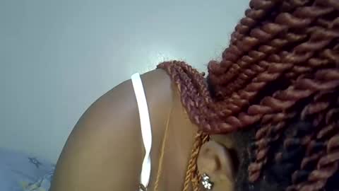 Snapshot of deechic_2 chatting on January 14, 2026, 8:36 pm deechic_2 online show from January 14, 2026, 8:36 pm