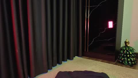 Snapshot of deedeedoll chatting on December 22, 2025, 1:24 am deedeedoll online show from December 22, 2025, 1:24 am