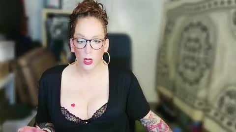 Snapshot of deeliah chatting on December 14, 2024, 1:50 am Deeliah online show from December 14, 2024, 1:50 am