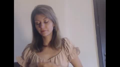 Deelightfull online show from January 1, 2025, 11:05 am