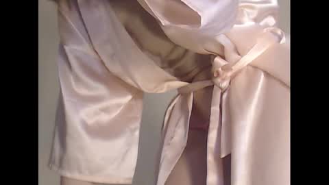 Deelightfull online show from February 13, 2025, 8:27 am