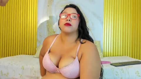 Snapshot of deepandcurvy chatting on April 11, 2026, 12:09 pm deepandcurvy online show from April 11, 2026, 12:09 pm