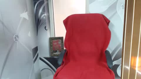 Snapshot of deepintoyourmind chatting on March 11, 2026, 9:37 am hi guys i m a cute milf i m here for good time and nice people pls be respectfool and enjoy me online show from March 11, 2026, 9:37 am