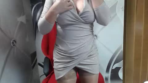 Snapshot of deepintoyourmind chatting on March 16, 2026, 2:50 am hi guys i m a cute milf i m here for good time and nice people pls be respectfool and enjoy me online show from March 16, 2026, 2:50 am
