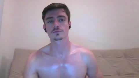 deepwhite2003 online show from October 15, 2025, 10:43 pm