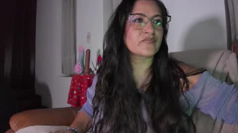 Andre  online show from November 12, 2025, 3:29 am