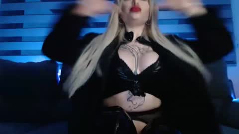 Snapshot of deewhitee chatting on March 8, 2025, 4:06 pm Jenna online show from March 8, 2025, 4:06 pm