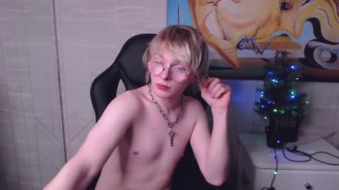 Snapshot of deficitt chatting on January 12, 2025, 4:31 am deficitt online show from January 12, 2025, 4:31 am