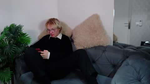 Snapshot of deficitt chatting on January 26, 2025, 8:56 pm deficitt online show from January 26, 2025, 8:56 pm