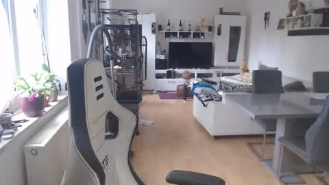 Snapshot of deinprinz2312 chatting on March 12, 2025, 10:48 am deinprinz2312 online show from March 12, 2025, 10:48 am