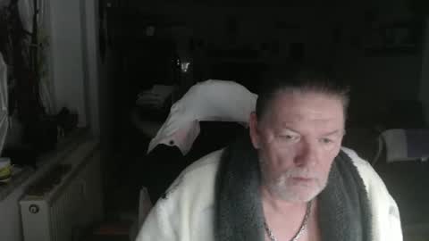 Snapshot of deinprinz2312 chatting on November 30, 2025, 5:11 am deinprinz2312 online show from November 30, 2025, 5:11 am