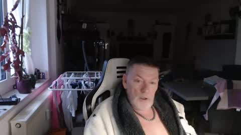 Snapshot of deinprinz2312 chatting on February 10, 2026, 6:50 am deinprinz2312 online show from February 10, 2026, 6:50 am