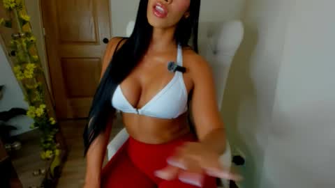 Snapshot of deisy_madrid chatting on October 7, 2025, 9:34 pm deisymadrid online show from October 7, 2025, 9:34 pm