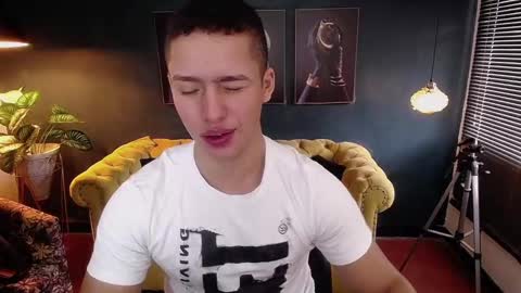 Snapshot of deivid_parker chatting on September 19, 2025, 1:45 pm Deivid online show from September 19, 2025, 1:45 pm