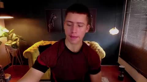 Snapshot of deivid_parker chatting on October 14, 2025, 2:29 pm Deivid online show from October 14, 2025, 2:29 pm