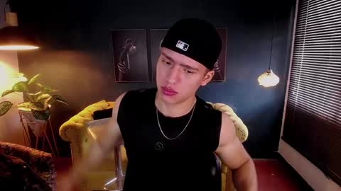 Snapshot of deivid_parker chatting on November 7, 2025, 2:28 pm Deivid online show from November 7, 2025, 2:28 pm