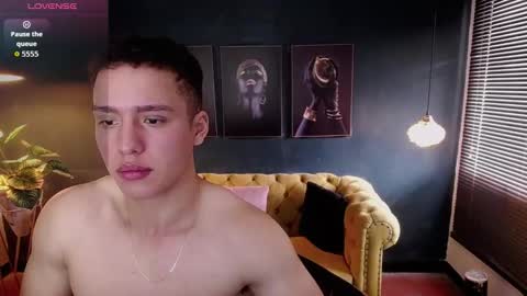 Snapshot of deivid_parker chatting on December 16, 2025, 2:55 pm Deivid online show from December 16, 2025, 2:55 pm