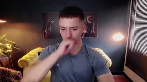 Snapshot of deivid_parker chatting on December 19, 2025, 2:13 pm Deivid online show from December 19, 2025, 2:13 pm