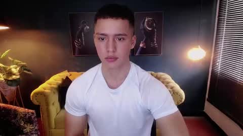 Snapshot of deivid_parker chatting on December 22, 2025, 1:30 pm Deivid online show from December 22, 2025, 1:30 pm