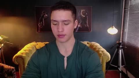 Snapshot of deivid_parker chatting on March 19, 2026, 1:37 pm Deivid online show from March 19, 2026, 1:37 pm