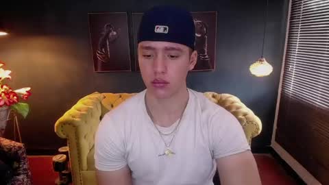 Snapshot of deivid_parker chatting on April 8, 2026, 2:17 pm Deivid online show from April 8, 2026, 2:17 pm