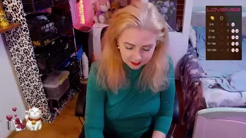 Delicacat online show from October 29, 2025, 9:27 pm