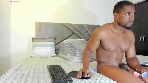 Jean paul and Salome online show from November 23, 2025, 10:48 am