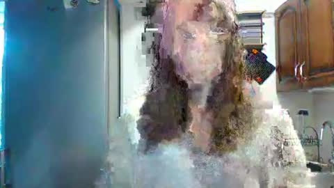 Aurora online show from October 2, 2025, 5:36 am