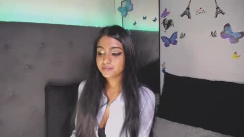 Snapshot of delilah_blazee chatting on October 31, 2025, 5:19 am Delilah Blaze online show from October 31, 2025, 5:19 am